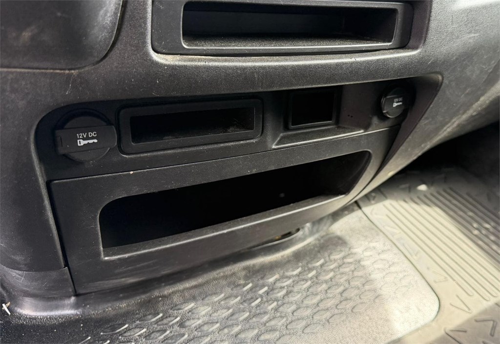 Foto 8 IVECO-DAILY 35C14 BASCULANTE  6KXJ