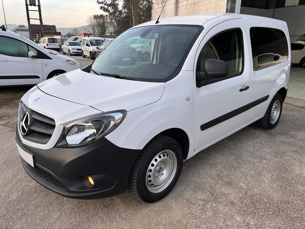 Foto 1 MERCEDES-CITAN 109  COMBI 5 BASE LARGO 33KVF