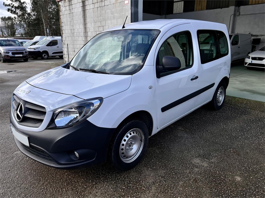 Foto 1 MERCEDES-CITAN 109  COMBI 5 BASE LARGO