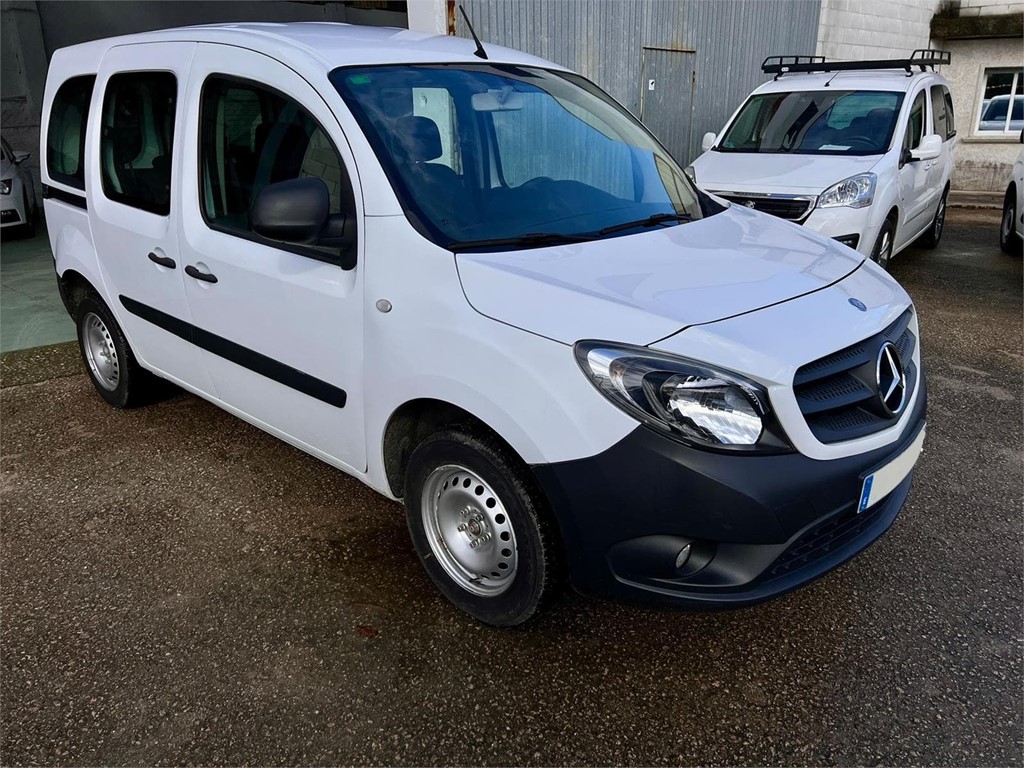Foto 2 MERCEDES-CITAN 109  COMBI 5 BASE LARGO