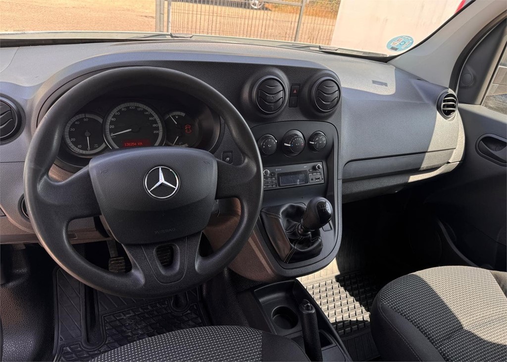 Foto 10 MERCEDES-CITAN 109 LARGO 4LMM