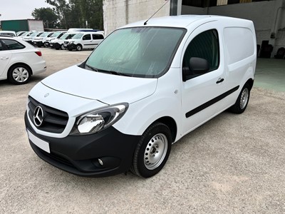 MERCEDES-CITAN FURGON 108