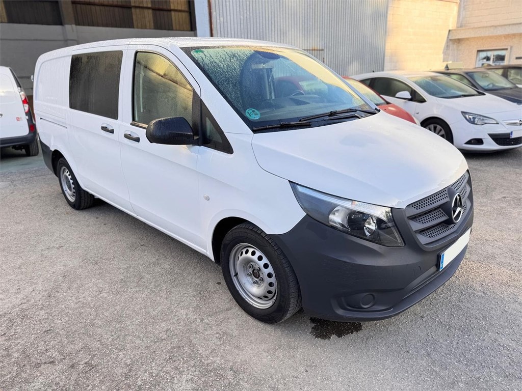 Foto 2 MERCEDES-VITO 110 MIXTA PRO LARGA