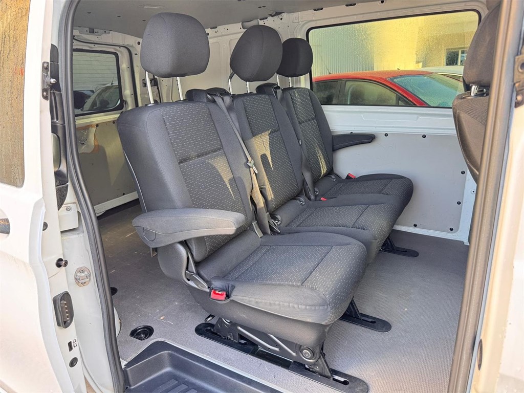 Foto 9 MERCEDES-VITO 110 MIXTA PRO LARGA