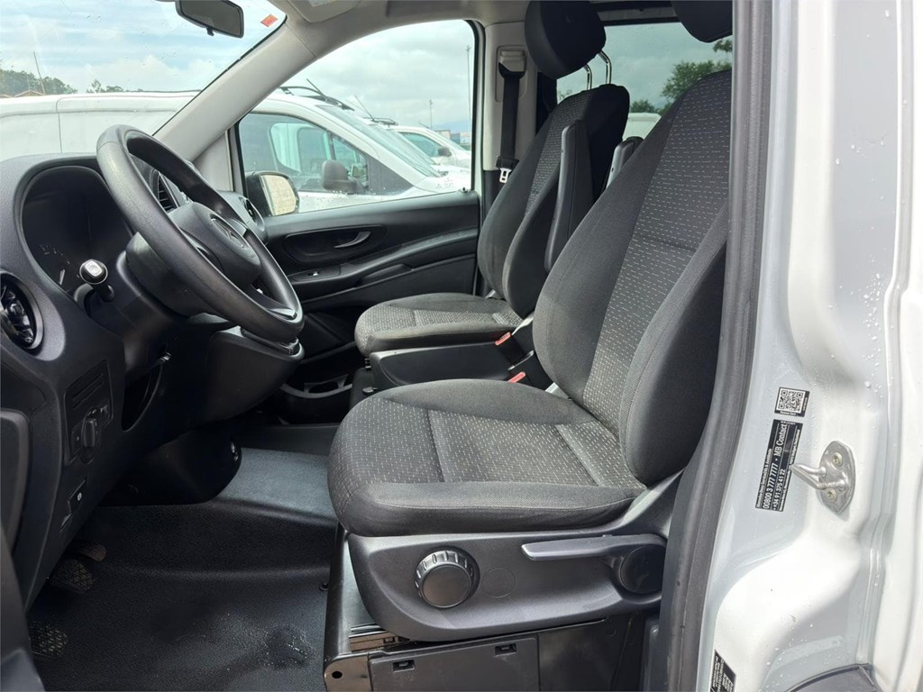 Foto 10 MERCEDES-VITO 110 MIXTA PRO LARGA 