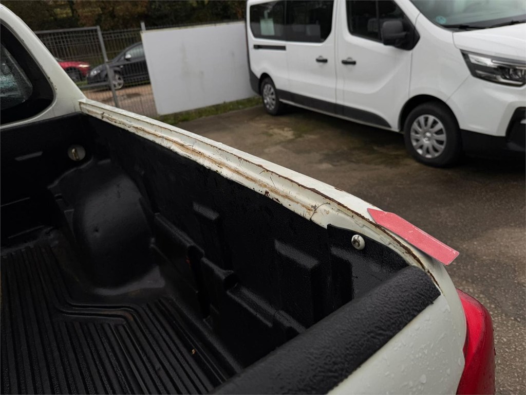 Foto 38 MITSUBISHI-L200 DID Doble Cabina 