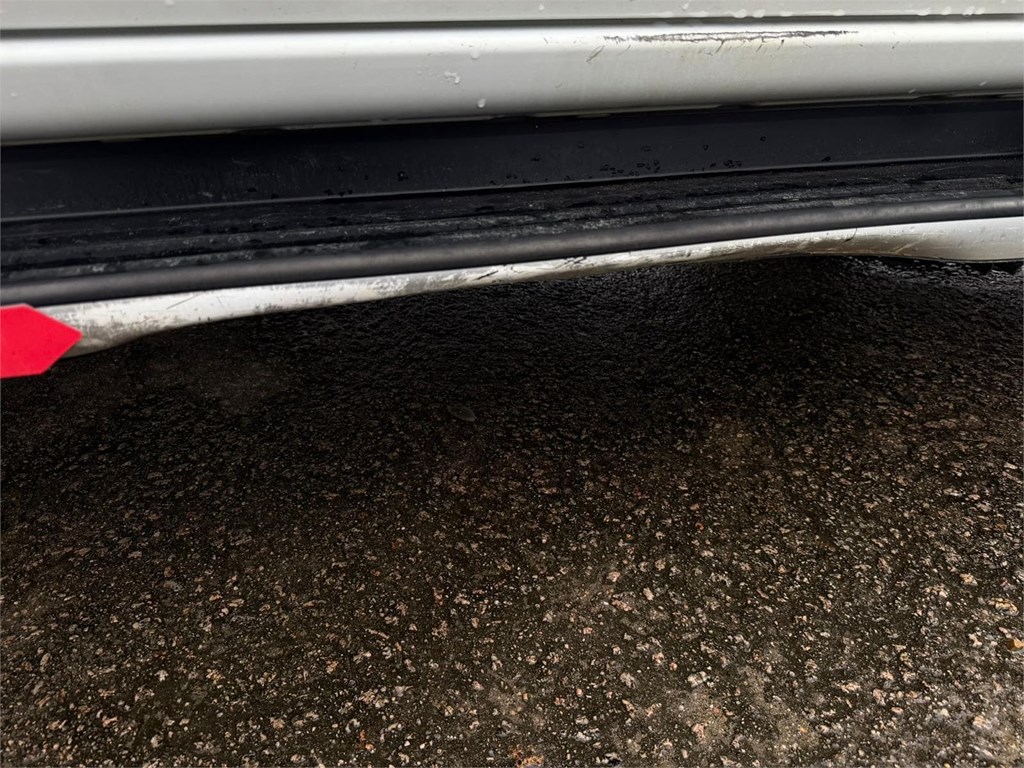 Foto 43 MITSUBISHI-L200 DID Doble Cabina 