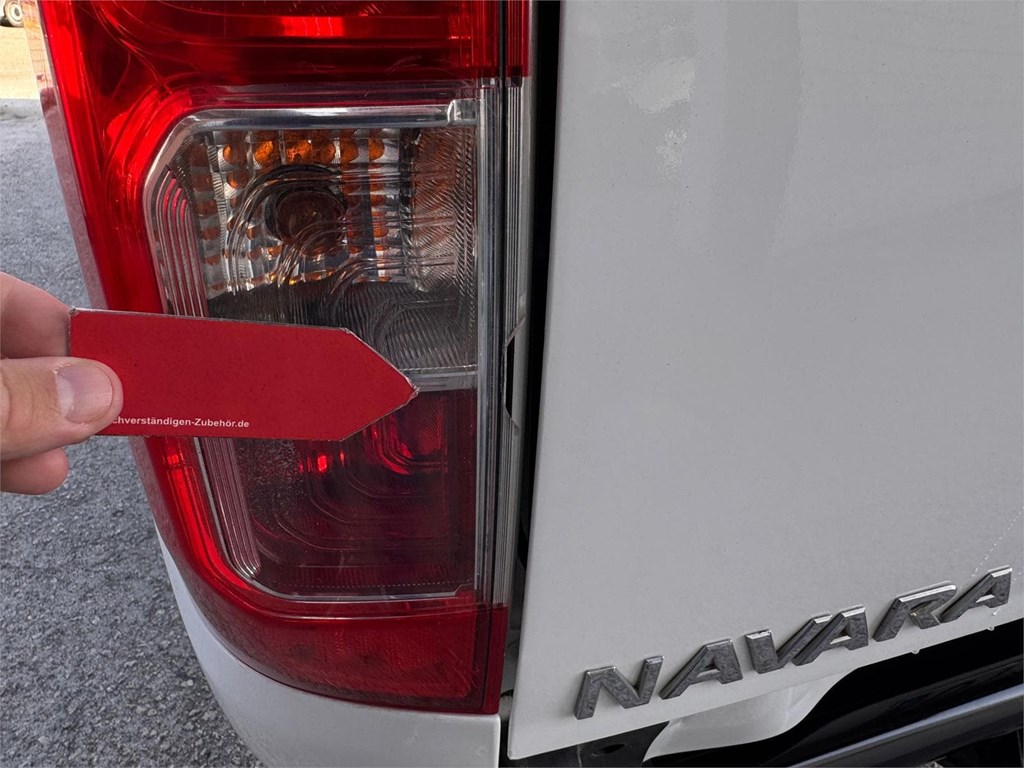 Foto 25 NISSAN-NAVARA Doble Cabina  E6D 4X4 LNT