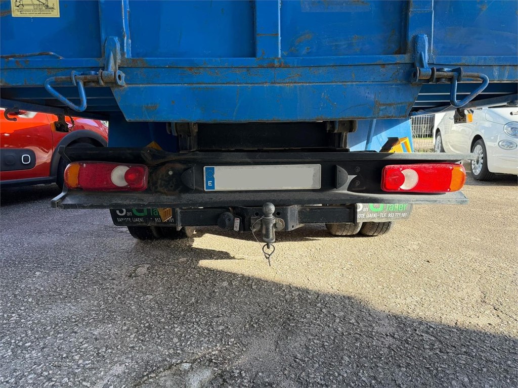 Foto 15 Nissan-NT400 Cabstar 35.14 Basculante – ZD30