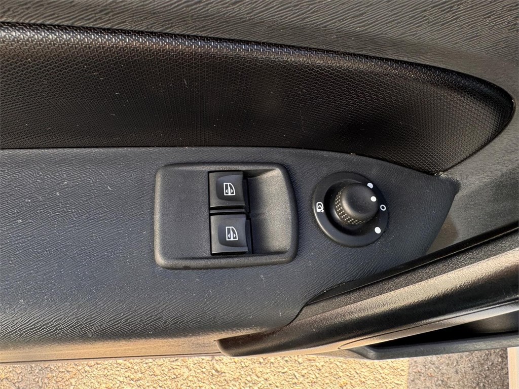 Foto 5 NISSAN-NV250 OPTIMA 4LKV