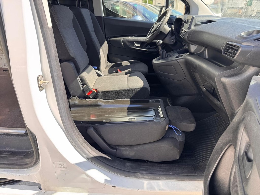 Foto 14 OPEL-COMBO 3 PLAZAS  MODUWORK 33LNN