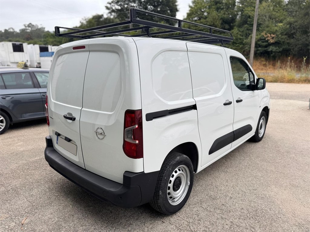 Foto 3 OPEL-COMBO 3PLZ MODUWORK 27LNB