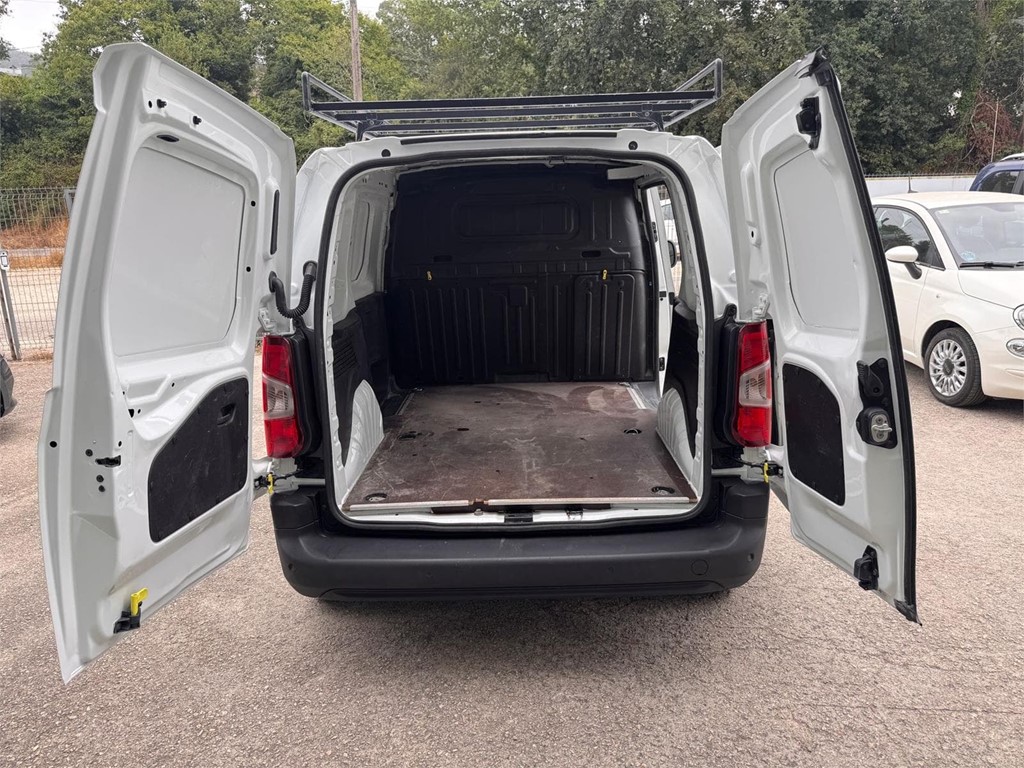 Foto 5 OPEL-COMBO 3PLZ MODUWORK 27LNB