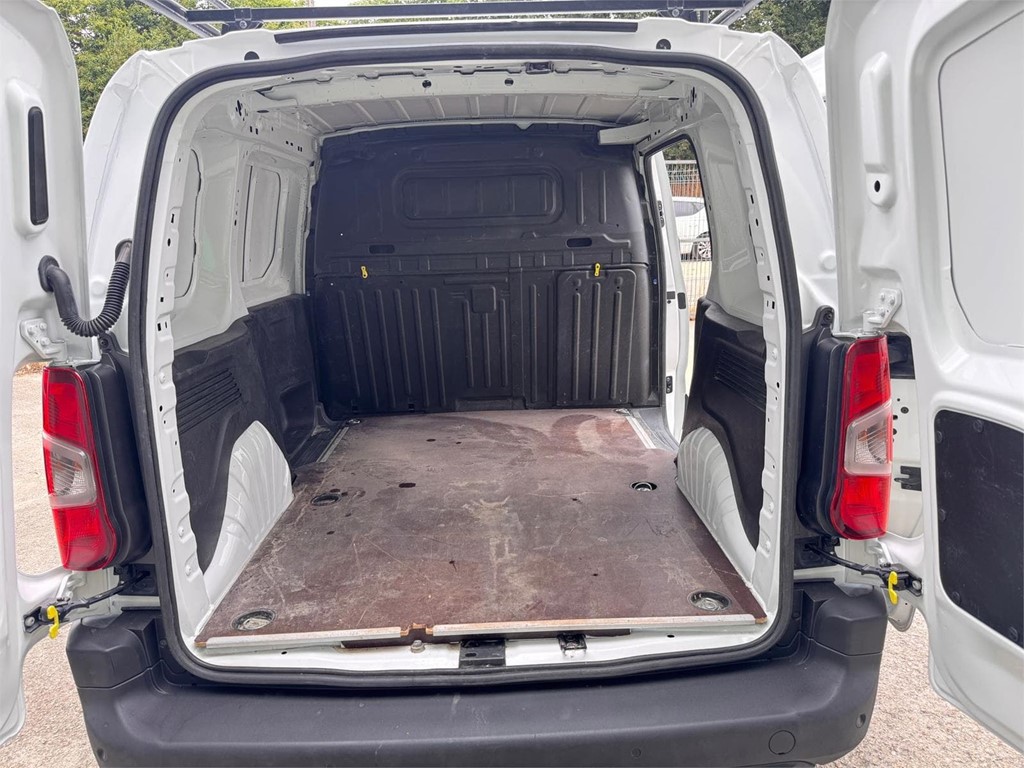 Foto 7 OPEL-COMBO 3PLZ MODUWORK 27LNB