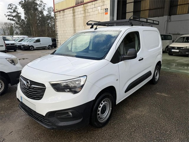 OPEL-COMBO CARGO MT5 S&S BAKA ERKE  42LTW