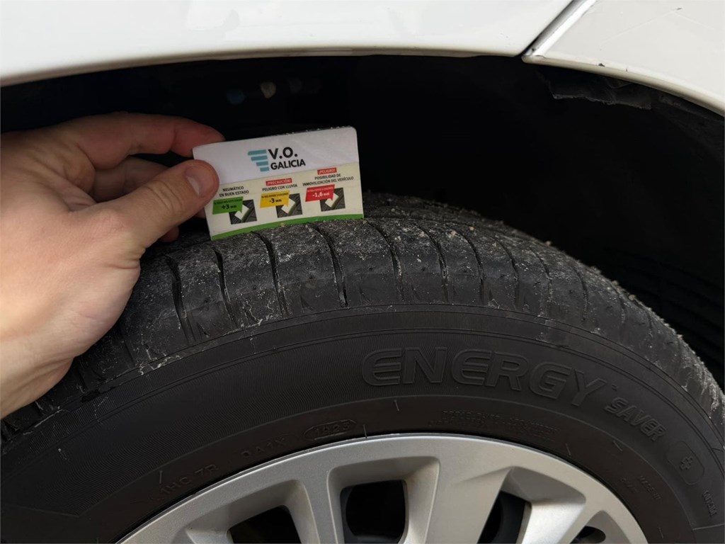 Foto 18 OPEL-COMBO COMBI 5  8LPJ