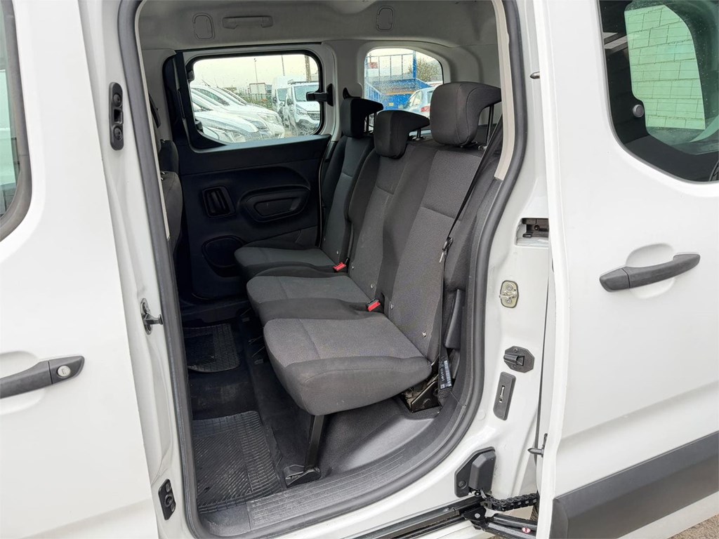 Foto 10 OPEL-COMBO COMBI 5  