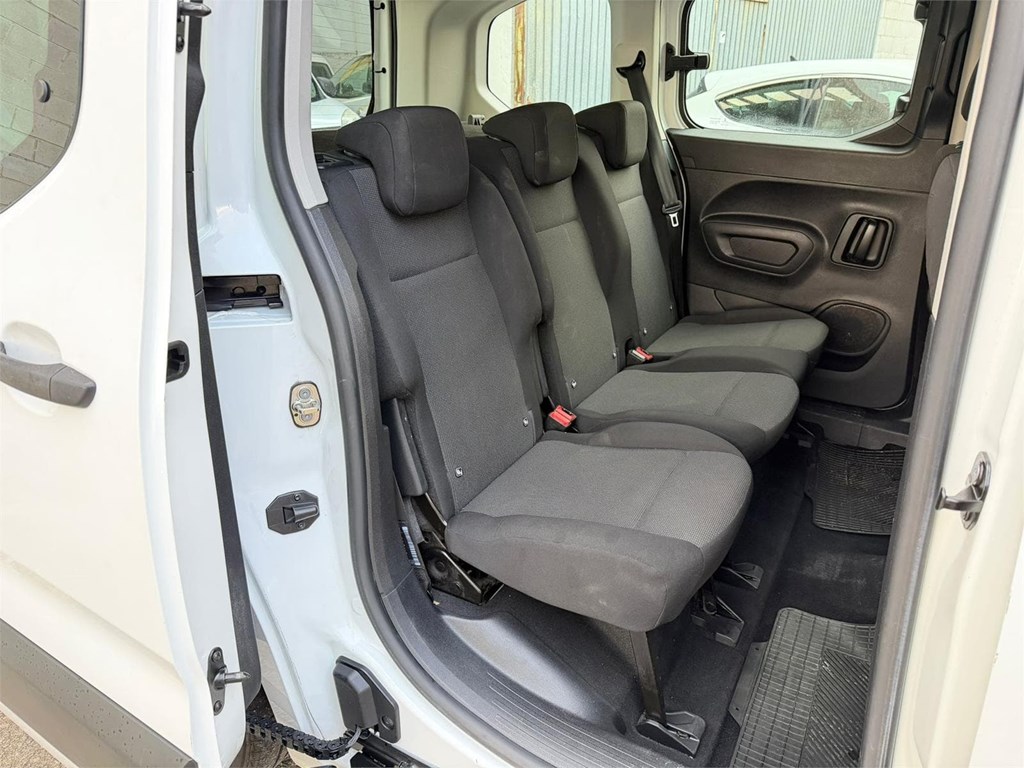 Foto 11 OPEL-COMBO COMBI 5  