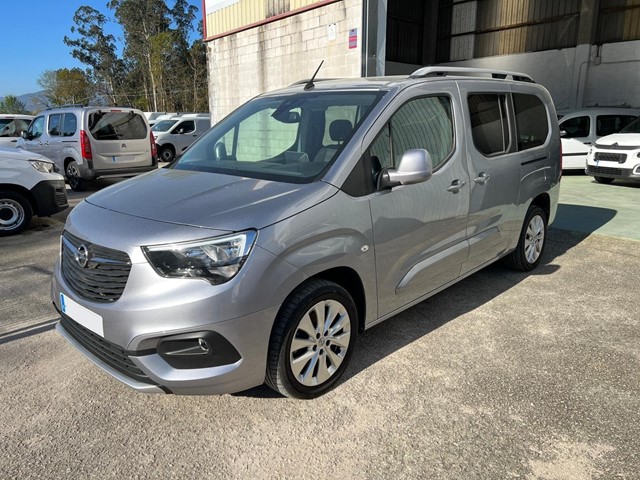 OPEL-COMBO LIFE  INNOVATION 7 PLAZAS