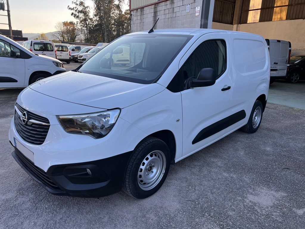 Foto 1 OPEL-COMBO M 3 PLAZAS 69KZF