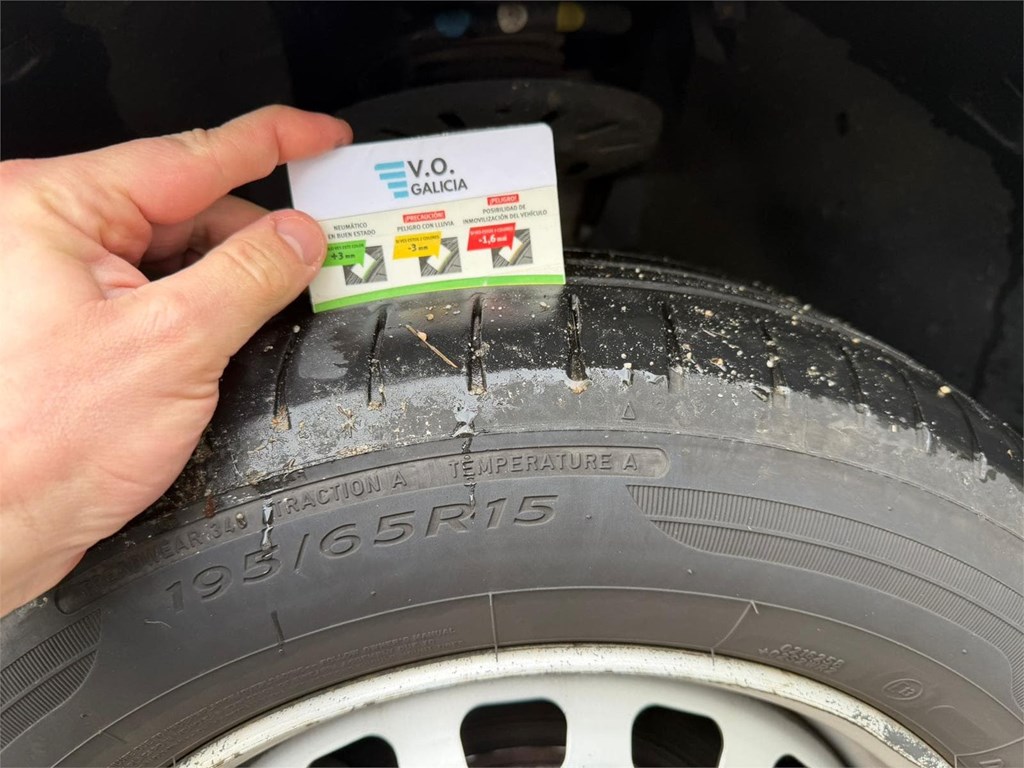 Foto 16 OPEL-COMBO M CARGO  99LVB