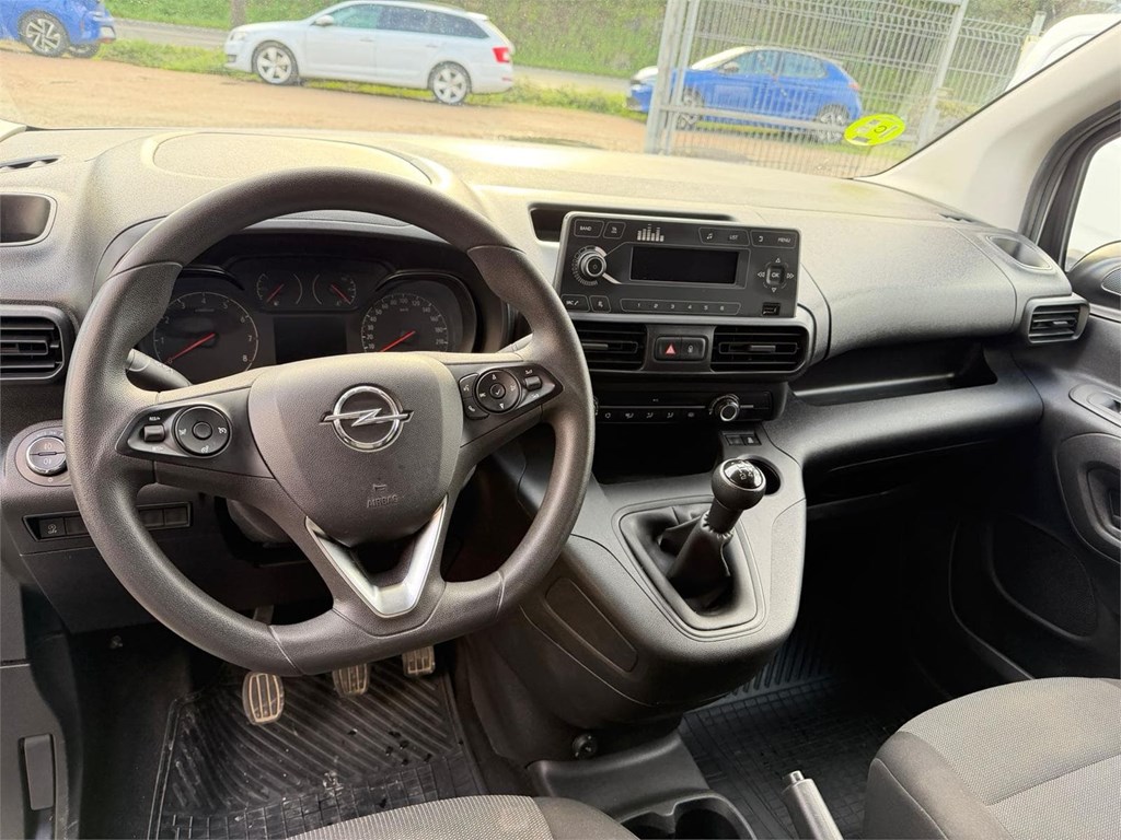 Foto 13 OPEL-COMBO M CARGO MT5  99LVB