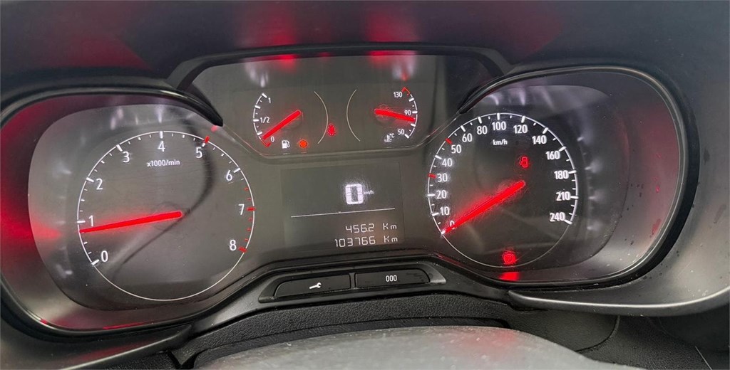 Foto 14 OPEL-COMBO M CARGO MT5 S&S 93LTR