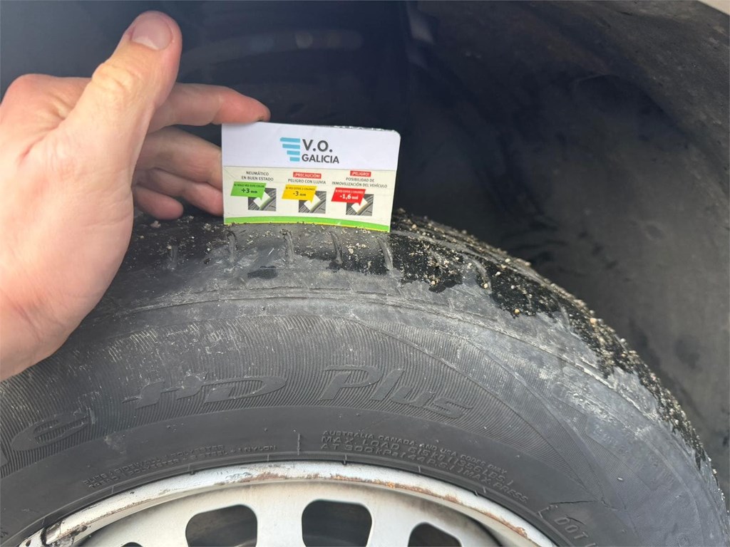 Foto 16 OPEL-COMBO M CARGO MT5 S&S 93LTR