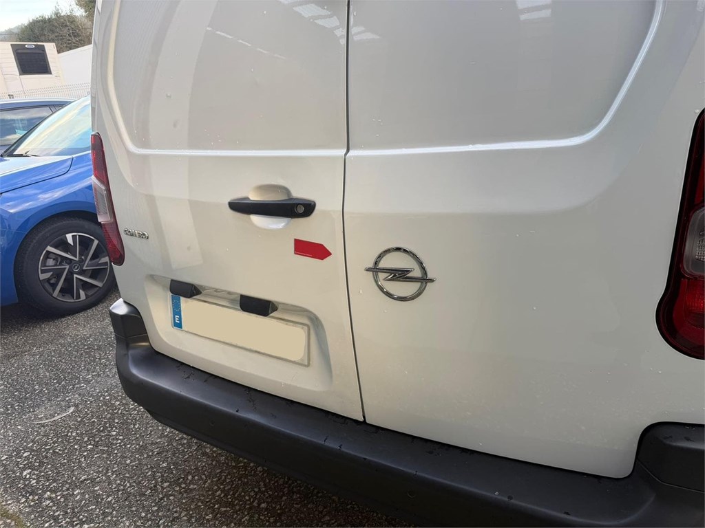 Foto 27 OPEL-COMBO M CARGO MT5 S&S 93LTR