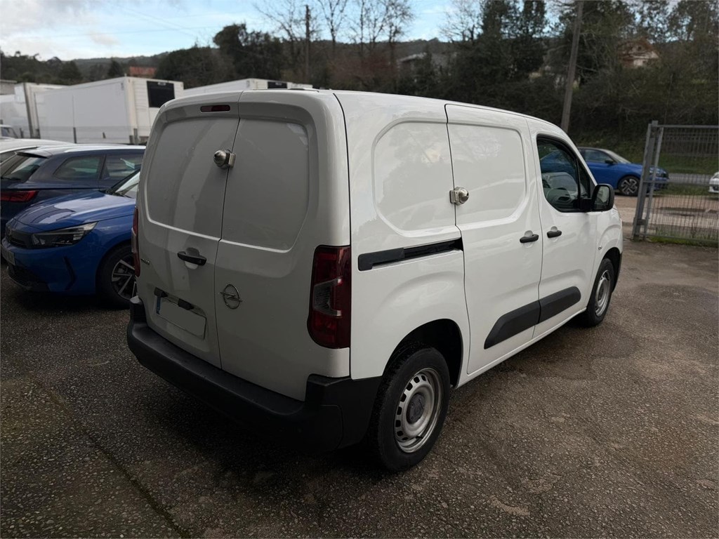 Foto 4 OPEL-COMBO M CARGO MT5 S&S 93LTR