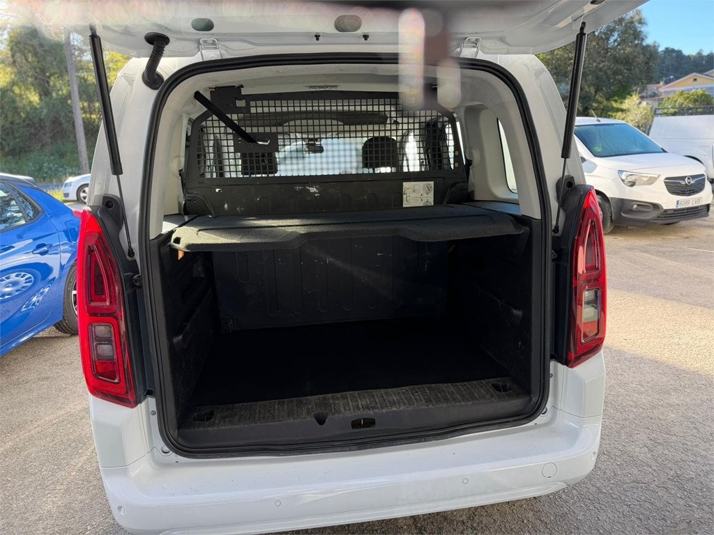 Foto 20 OPEL-COMBO M COMBI 5 6LZS