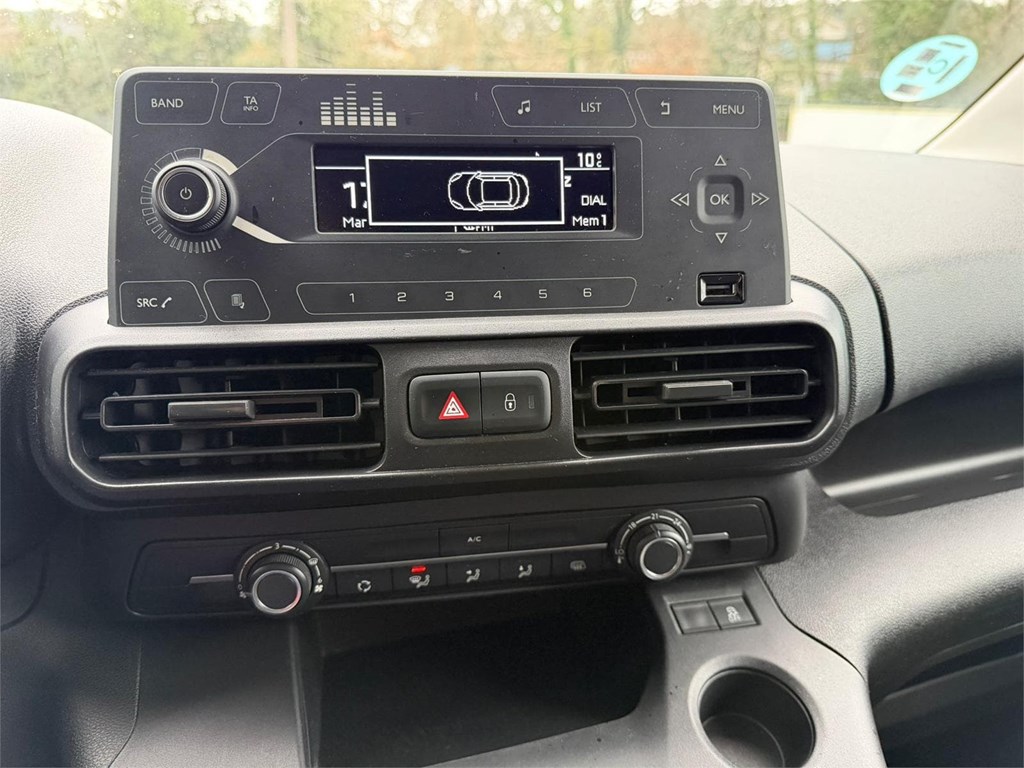 Foto 17 OPEL-COMBO VAN M MT5 23LSW