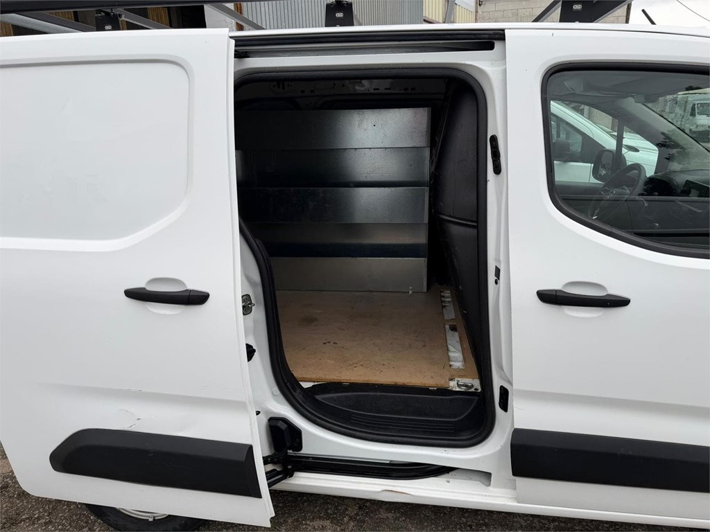 Foto 8 OPEL-COMBO VAN M MT5 23LSW