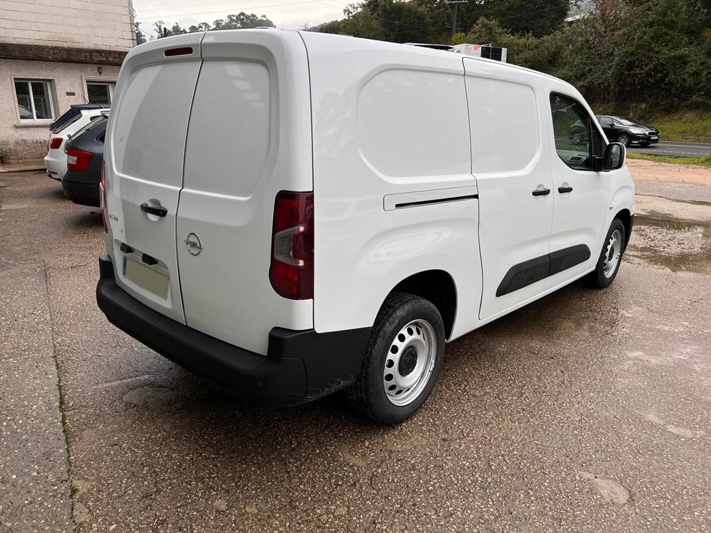 Foto 4 OPEL-COMBO XL 3 PLAZAS 