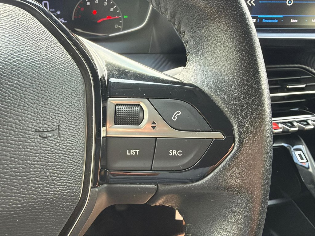 Foto 6 PEUGEOT-208 ACTIVE S&S 6LPX