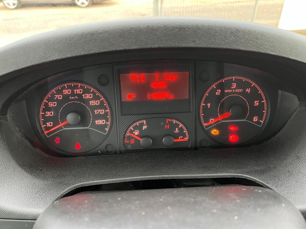 Foto 8 PEUGEOT-BOXER 335 L2H2