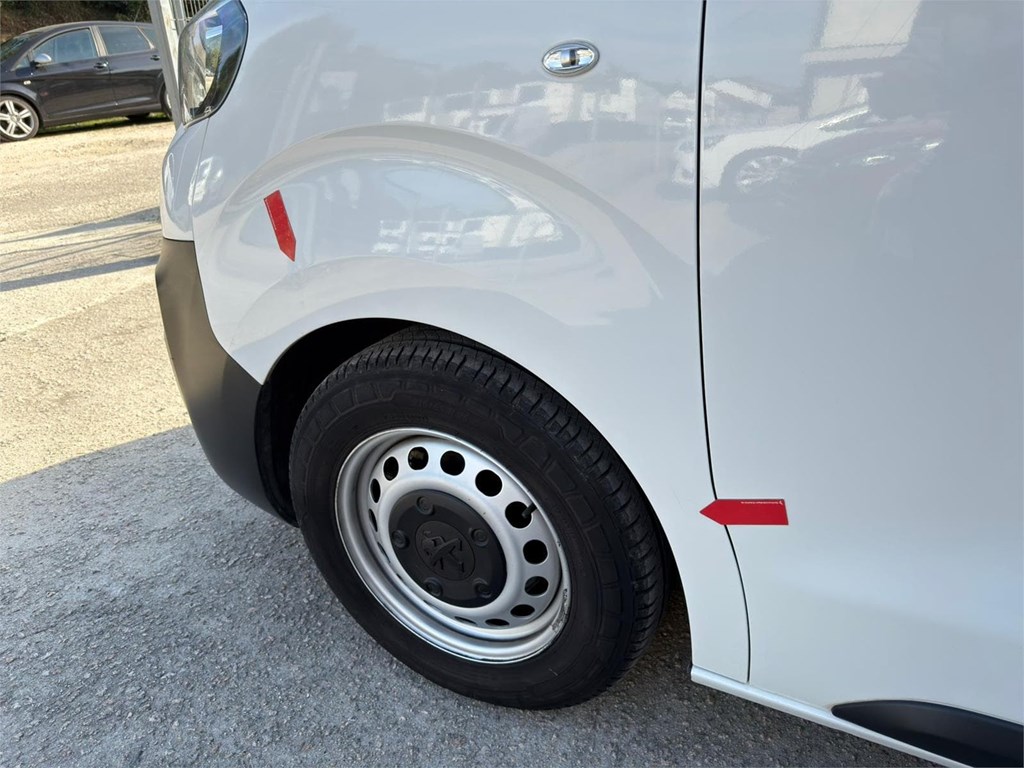 Foto 17 PEUGEOT-EXPERT LONG  COMBI 9 PLAZAS 8LXS