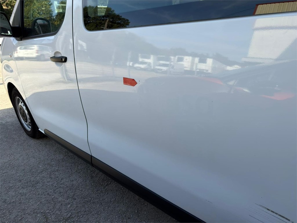 Foto 18 PEUGEOT-EXPERT LONG  COMBI 9 PLAZAS 8LXS