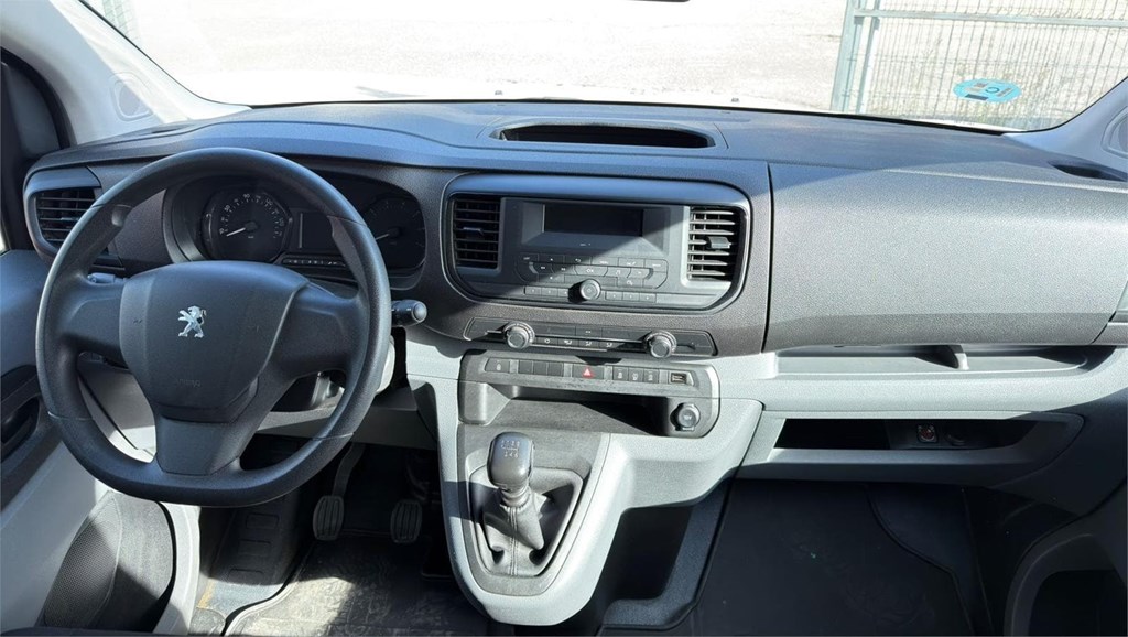 Foto 6 PEUGEOT-EXPERT LONG  COMBI 9 PLAZAS 8LXS