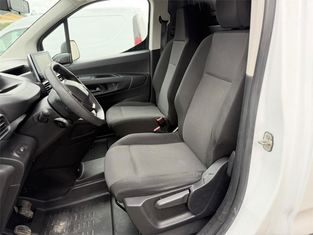 Foto 10 PEUGEOT-PARTNER M PREMIUM 44LTX