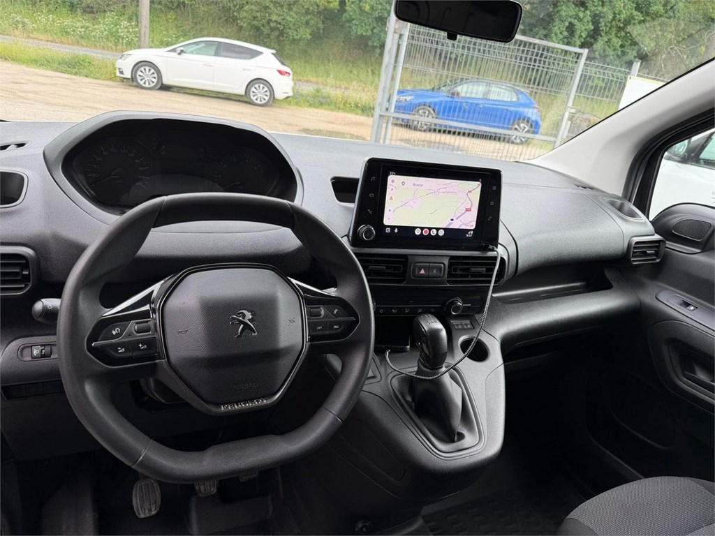 Foto 14 PEUGEOT-PARTNER M PREMIUM 44LTX