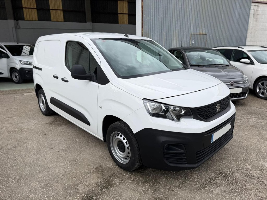 Foto 2 PEUGEOT-PARTNER M PREMIUM 44LTX