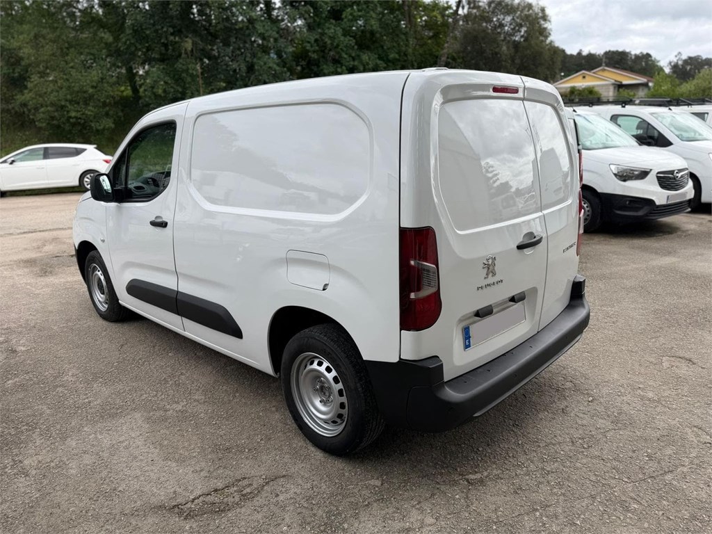 Foto 3 PEUGEOT-PARTNER M PREMIUM 44LTX