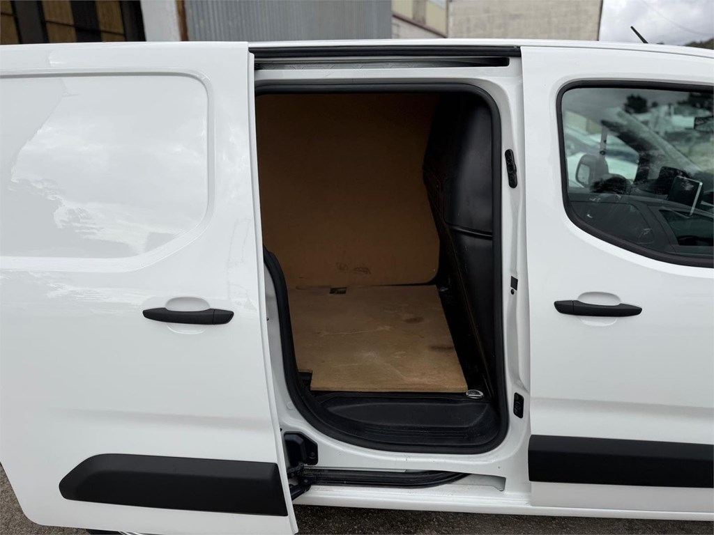 Foto 5 PEUGEOT-PARTNER M PREMIUM 44LTX