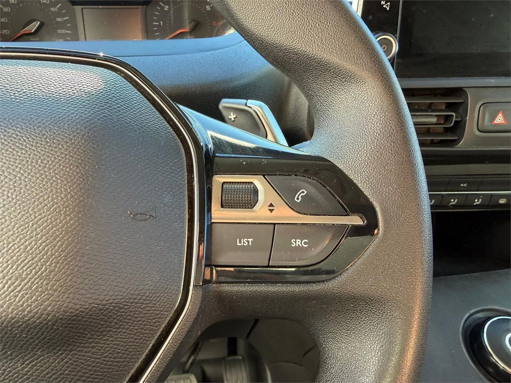 Foto 17 PEUGEOT-PARTNER MODUWORK 3P AUTOMATICA 7LVH