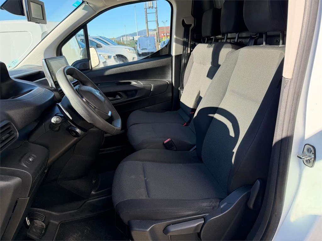 Foto 22 PEUGEOT-PARTNER MODUWORK 3P AUTOMATICA 7LVH