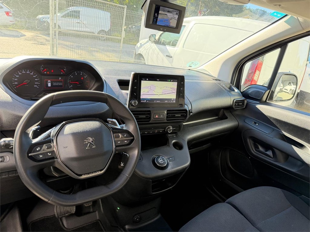 Foto 23 PEUGEOT-PARTNER MODUWORK 3P AUTOMATICA 7LVH