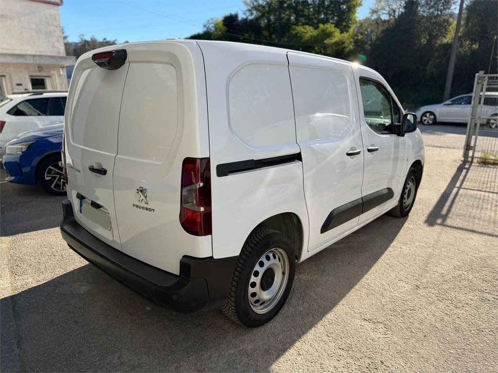 Foto 4 PEUGEOT-PARTNER MODUWORK 3P AUTOMATICA 7LVH