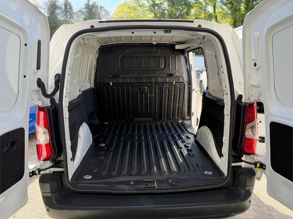 Foto 5 PEUGEOT-PARTNER MODUWORK 3P AUTOMATICA 7LVH