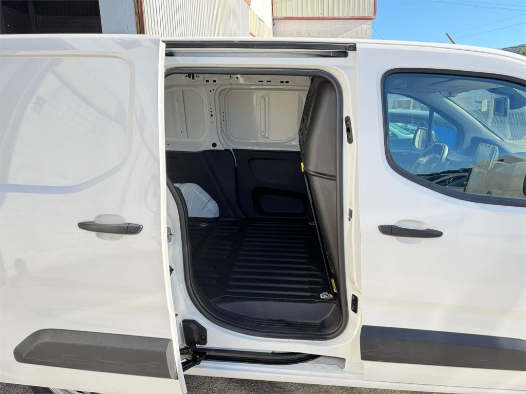 Foto 6 PEUGEOT-PARTNER MODUWORK 3P AUTOMATICA 7LVH